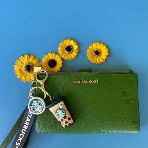 MICHAEL KORS JetSet Double Zip Smart Phone Wallet Lucious Green